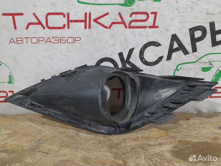 Накладка птф левая Mitsubishi Outlander (2015-2022