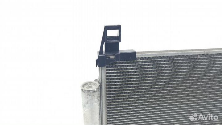 Радиатор кондиционера Toyota Ractis NCP105 2006