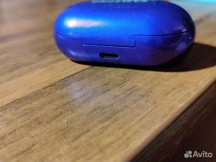 Самсунг sound by AKG