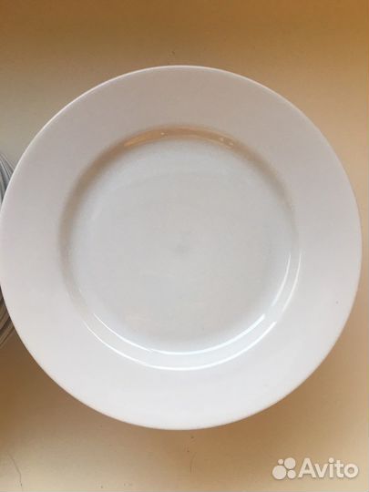 Белые Тарелки маленькие 20 шт под закуски