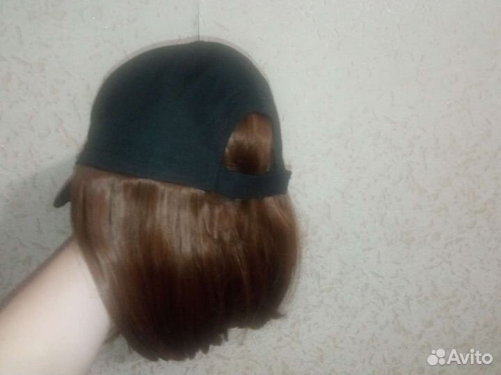 Кепка с париком