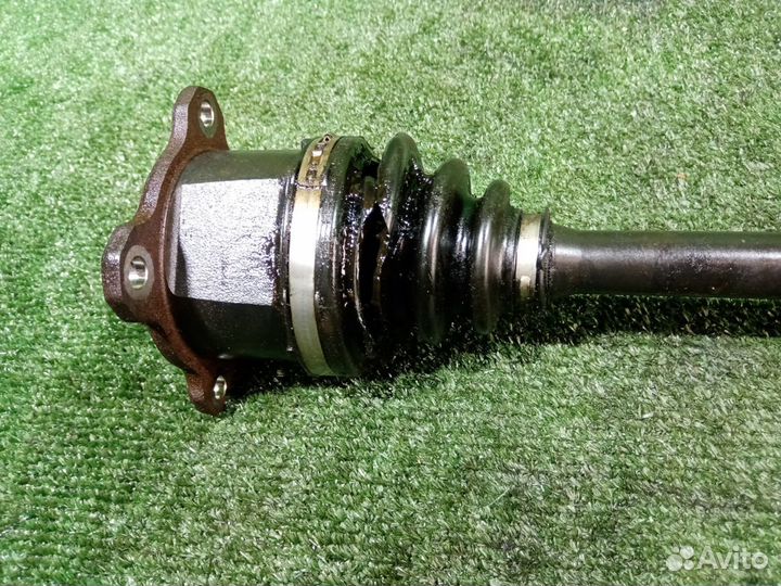 Привод передний левый Suzuki Escudo / Grand Vitara