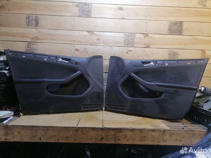 Дверные карты комплект Volkswagen Jetta 6 1.4Т сах