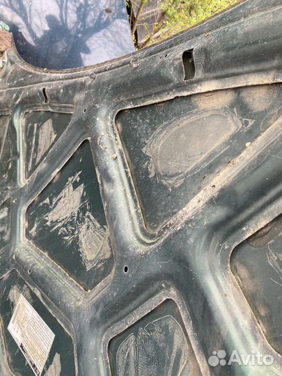 Капот Фокус 1 с петлями