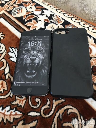 iPhone 8 Plus, 64 ГБ