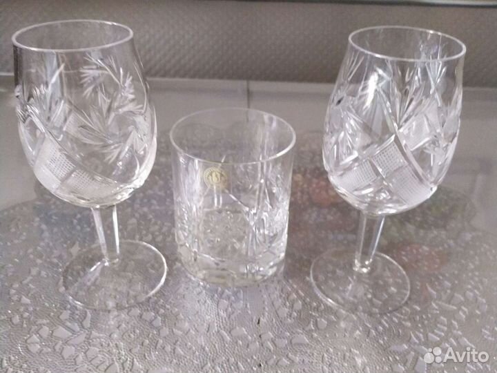 Стаканы и бокалы