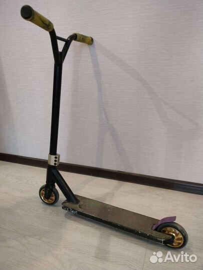 Трюковой самокат