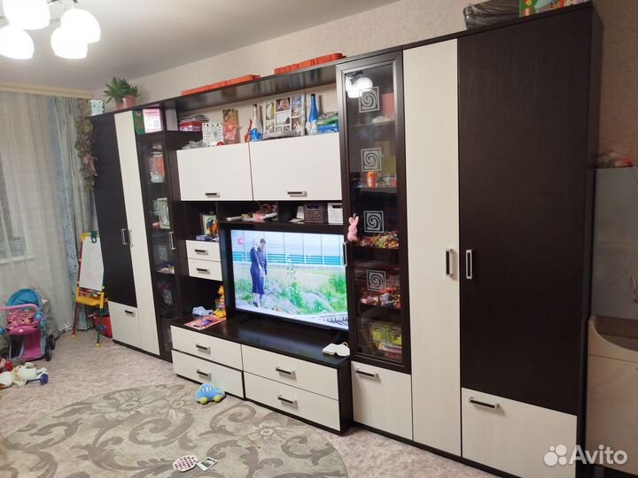 Шкаф стенка