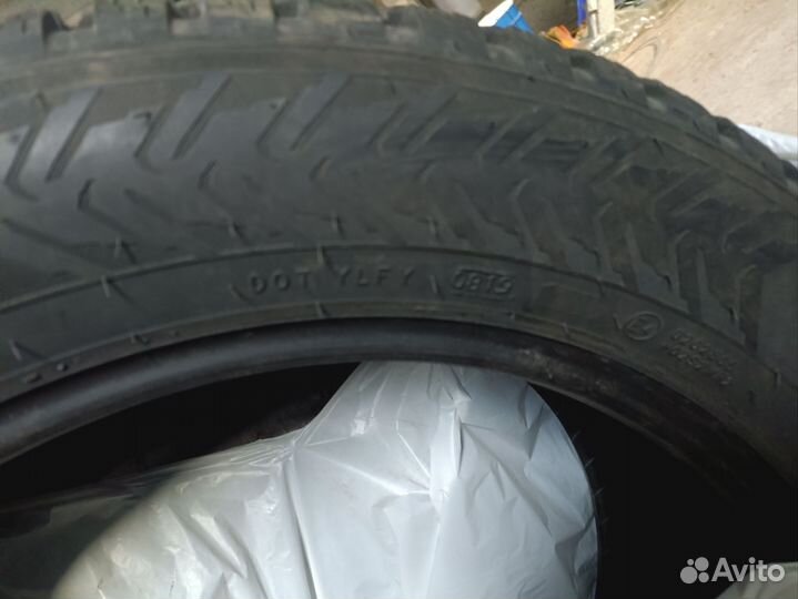 Nokian Tyres Hakkapeliitta 8 245/50 R18 104T