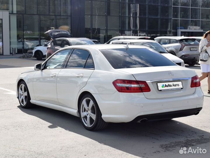 Mercedes-Benz E-класс 1.8 AT, 2010, 268 000 км