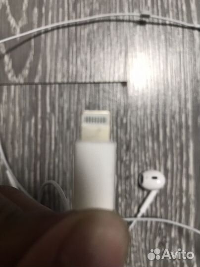 Наушники на iPhone