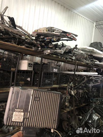 Блок управления штатным телефонам на Мерседес Е210