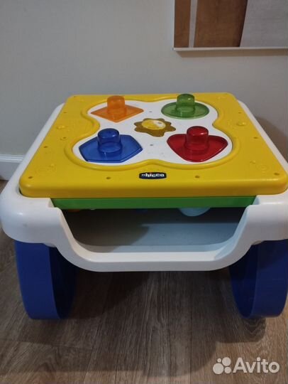 Развивающий стол