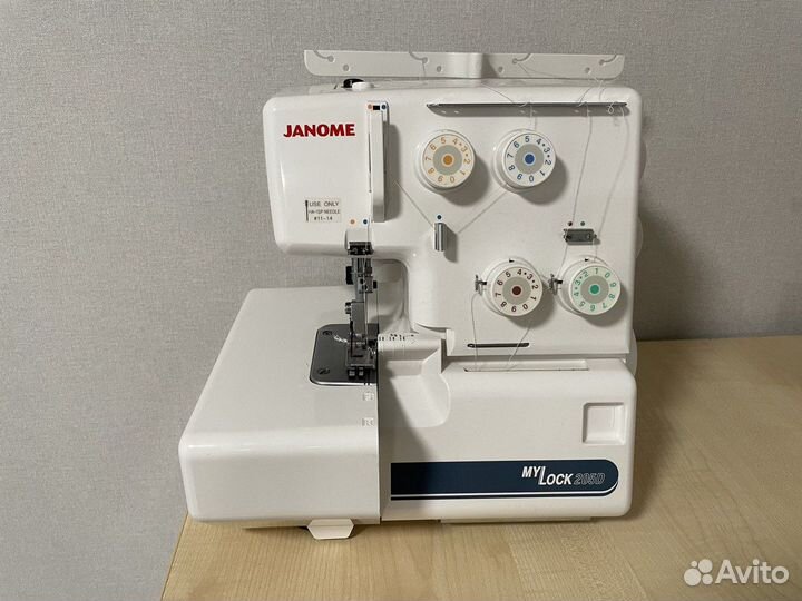 Оверлок Janome MyLock 205D