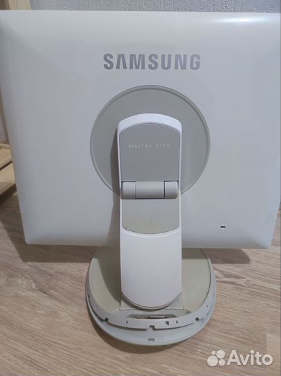 Монитор samsung syncmaster 960bf