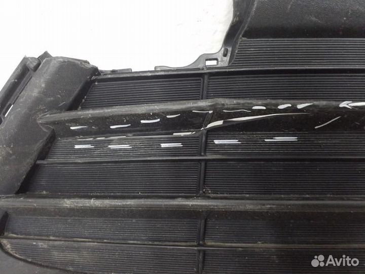 Решетка переднего бампера Toyota RAV4 CA40 Restail