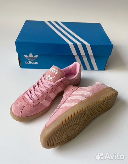 Adidas bermuda pink