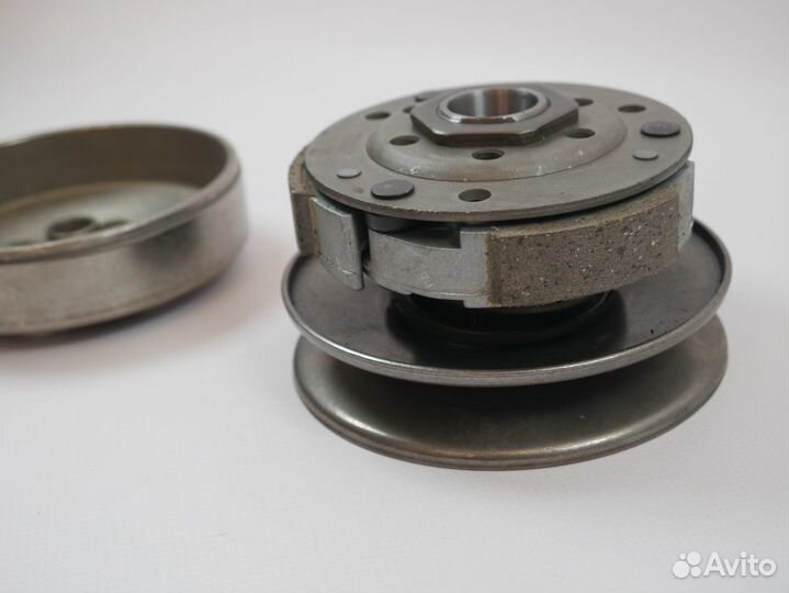 Вариатор задний в сборе (сцепление центробежное в
