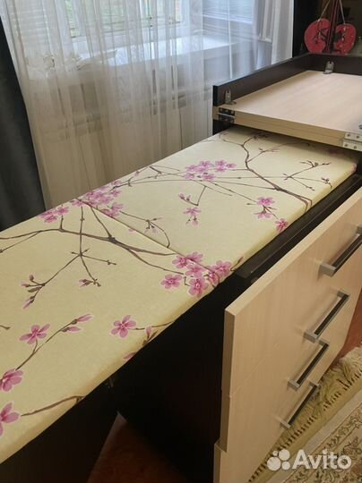 Гладильный шкаф