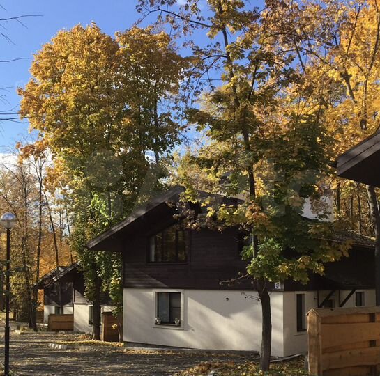 Дом 181 м² на участке 5 сот.