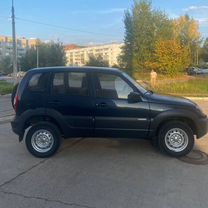 Chevrolet Niva 1.7 MT, 2014, 138 000 км, с пробегом, цена 560 000 руб.