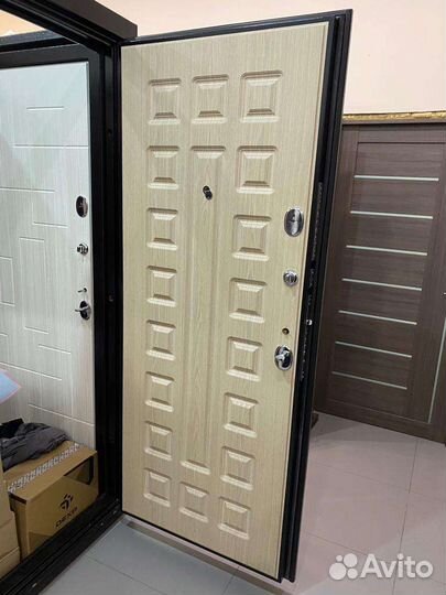 Дверь входная