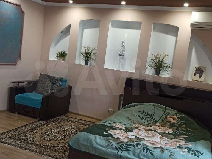1-к. квартира, 42 м², 3/3 эт.