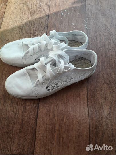Продам кеды бу
