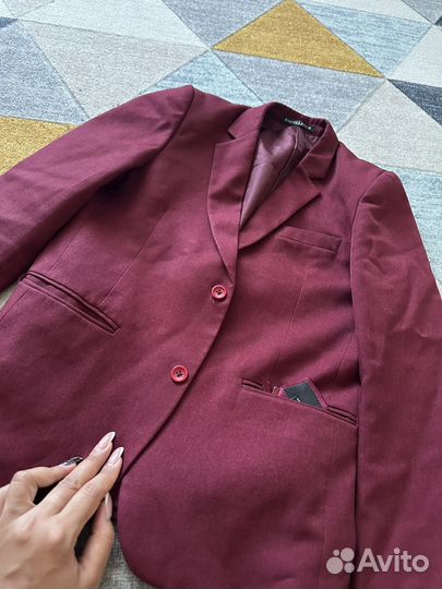 Продам детский пиджак для мальчика