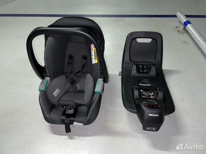 Автокресло recaro