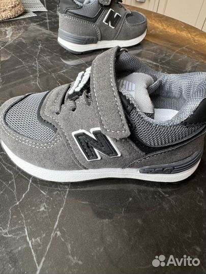 Кроссовки новые детские размер 27 newbalance