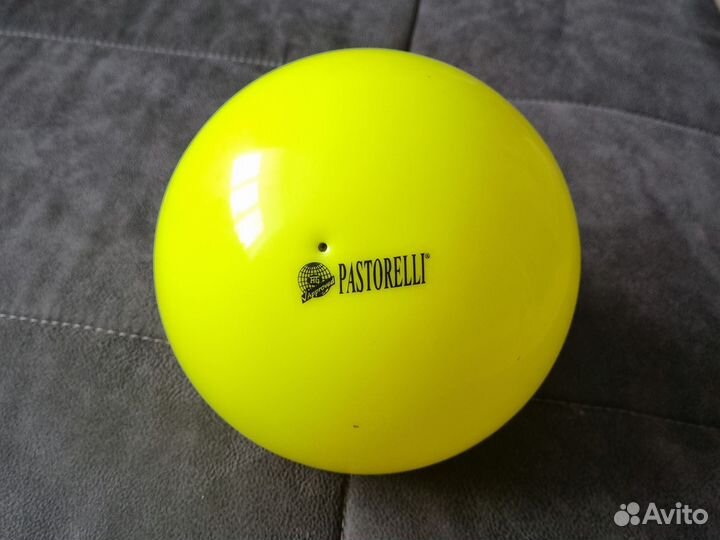 Мяч гимнастический 18