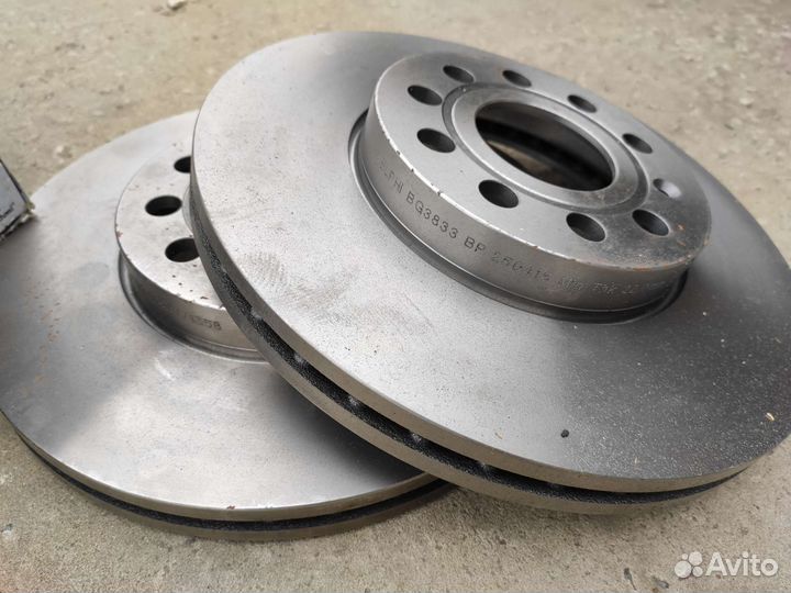 Диски тормозные передние Audi A3 VW G5 Skoda