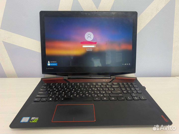 Игровой ноутбук Lenovo Y720