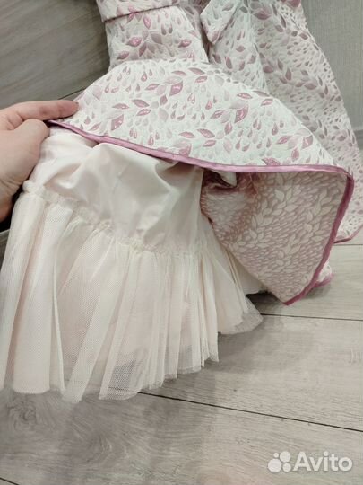 Платье праздничное для девочки 134