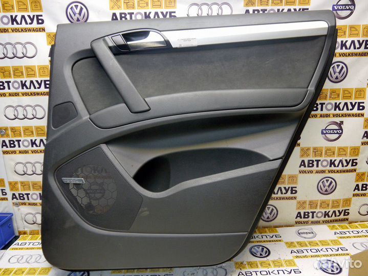 Обшивка двери задняя левая Ауди Q7