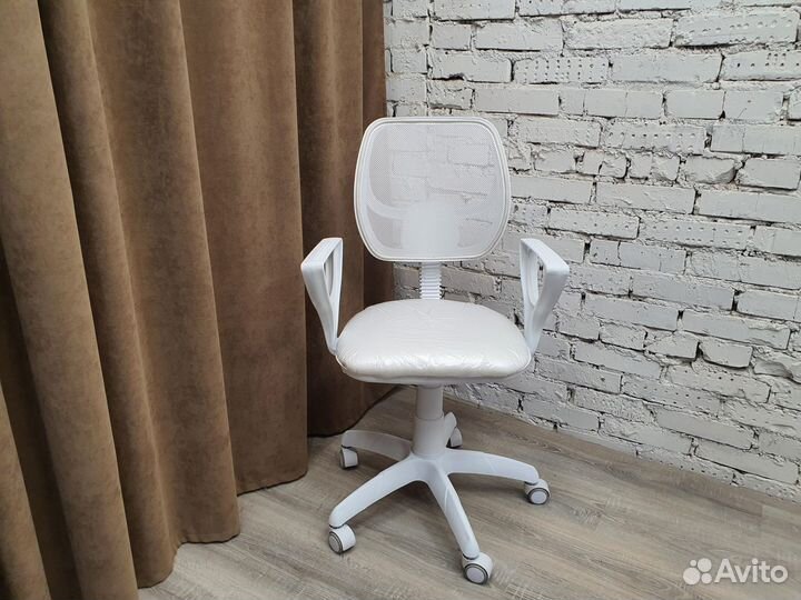 Кресло офисное