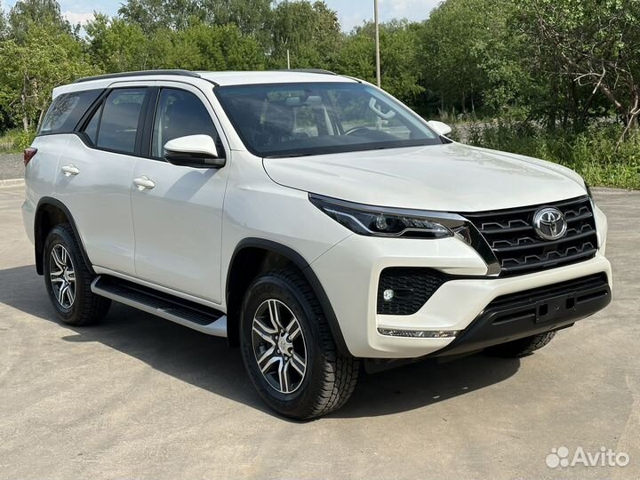 Toyota Fortuner 2.8 AT, 2022, 34 км