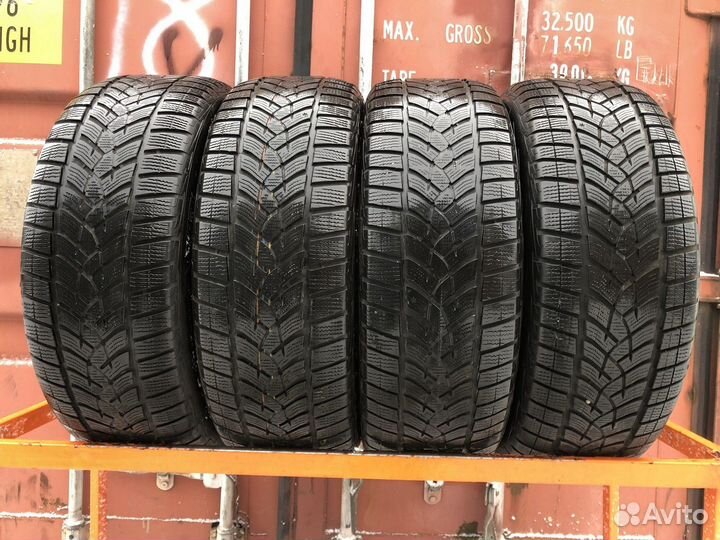 Goodyear UltraGrip Performance Gen-1 235/55 R19