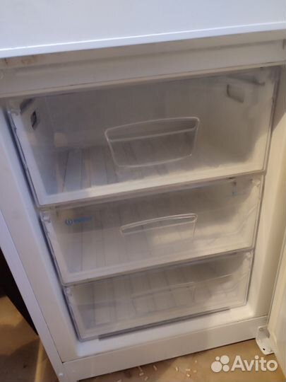 Продам холодильник бу