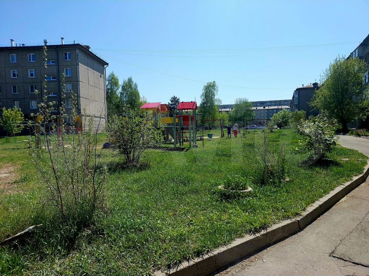 2-к. квартира, 60 м², 1/5 эт.