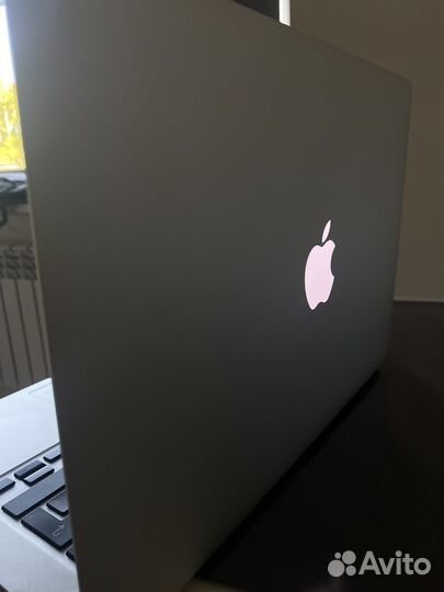 Apple MacBook Air