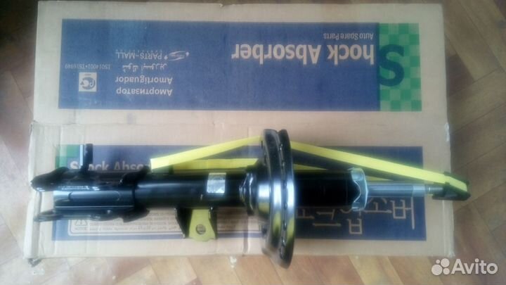 Амортизатор передний правый Solaris/Rio 2011/2014