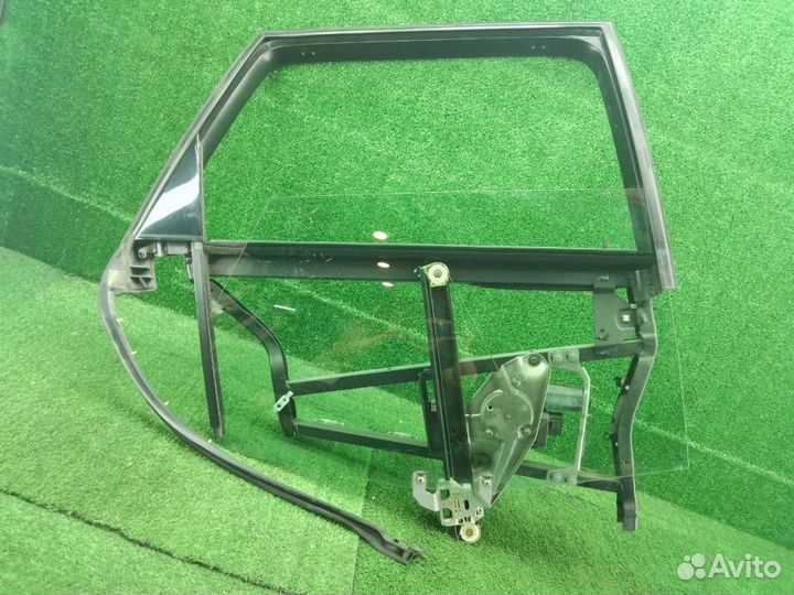 Стеклоподъемник задний правый Audi A6 C5 4431