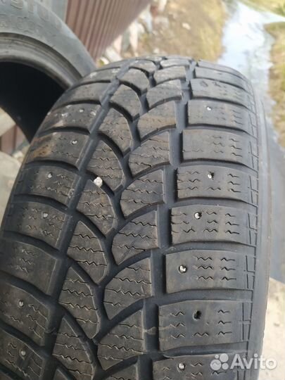 Tigar Sigura Stud 215/55 R16 97T