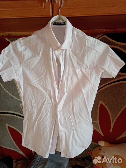 Белые рубашки