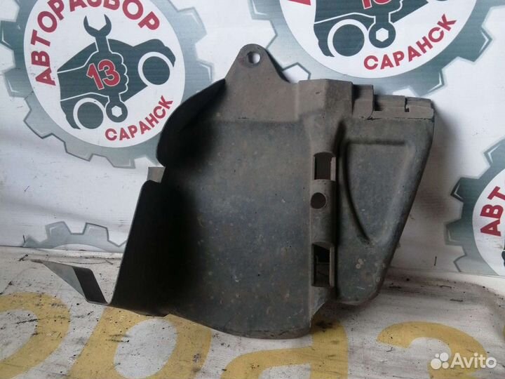 Пыльник двигателя левый Renault Logan 1