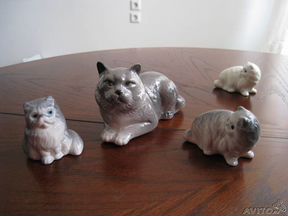 Фарфоровые статуэтки "Дымчатые коты"