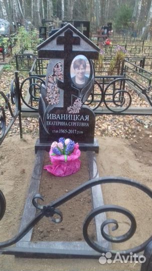 Памятники из гранита и мрамора