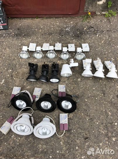 Светильник Lival